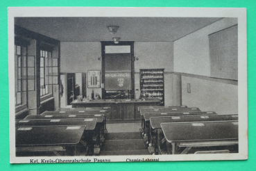 AK Passau / 1920er Jahre / Königliche Kreis Oberrealschule Schule / Chemie Lehrsaal